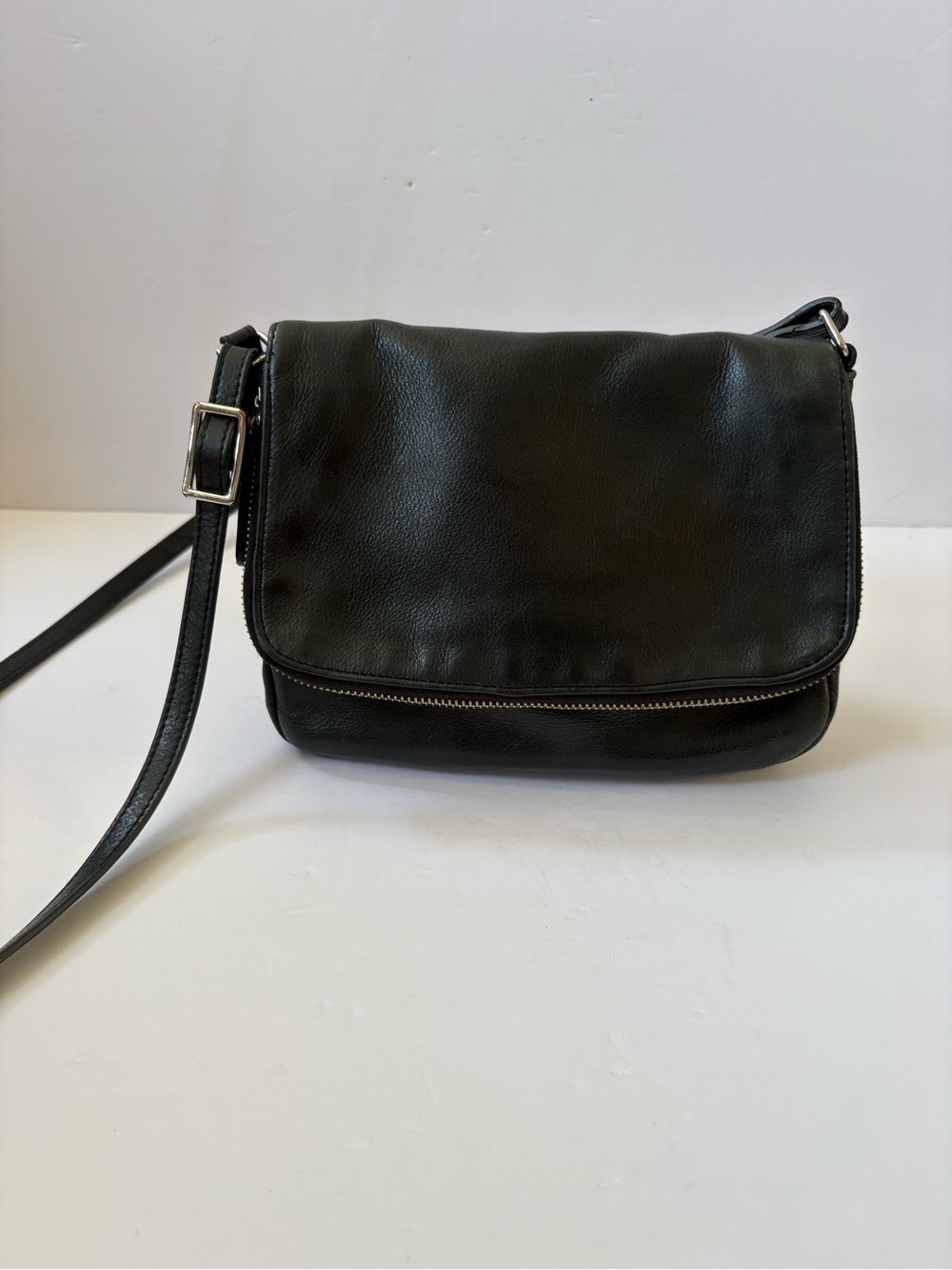 Anthropologie‎ MARGOT Black Leather Crossbody Shoulder Bag Purse Career Academia